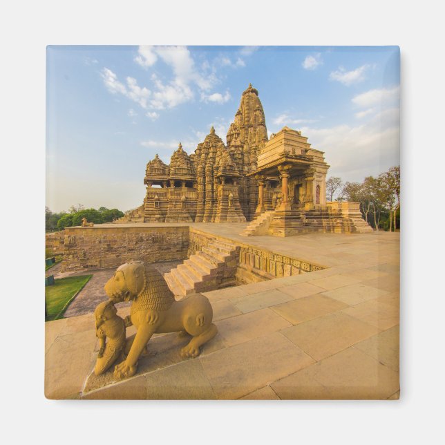 Imán Templos hindúes en Khajuraho (Frente)