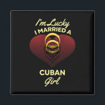 Imán Tengo suerte de casarme con un Boda cubano Chica<br><div class="desc">Tengo suerte de casarme con un Boda cubano Chica</div>