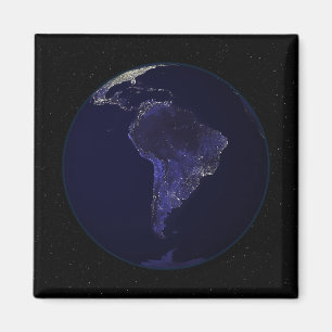 Imán Tierra llena en la noche que muestra las luces 6