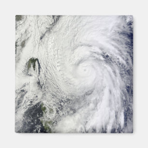 Imán Tifón Chaba en el mar filipino