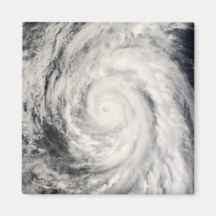 Imán Tifón Rammasun en el mar filipino