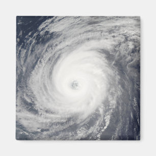 Imán Tifón Sudal al sur de Japón