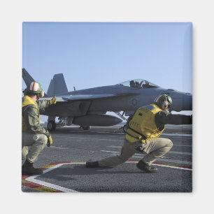 Imán Tiradores a bordo del USS George HW Bush