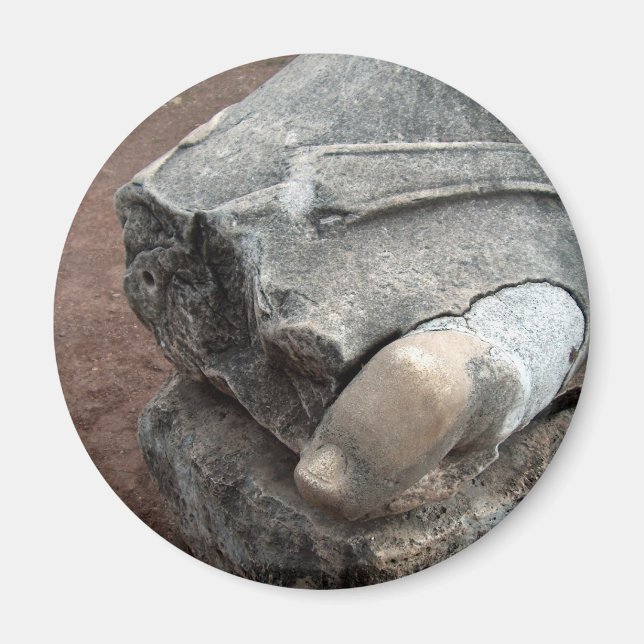 Imán Toe de estatua en ruinas romanas (Frente)