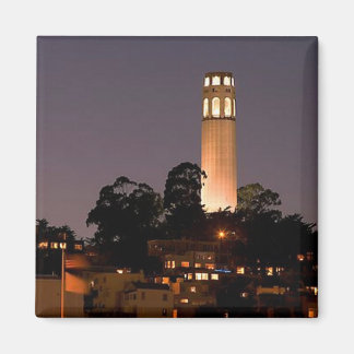 Imán Torre Coit de noche