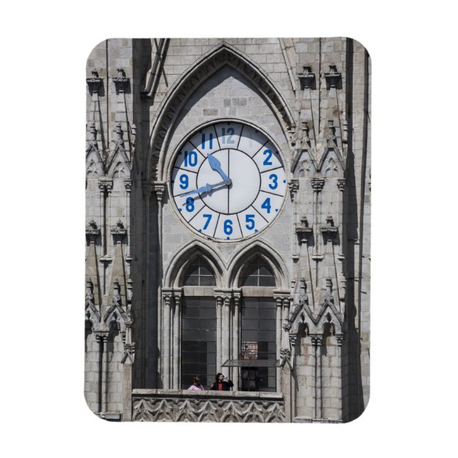 Imán Torres de reloj en la Basílica Nacional, Ecuador (Vertical)