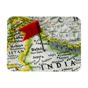 Imán Trace el perno colocado en Nueva Deli, la India en