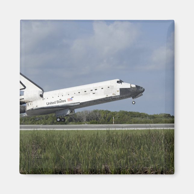 Imán Transporte espacial Discovery aterriza en Runway 3 (Frente)