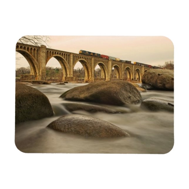 Imán Tren sobre el río James (Horizontal)