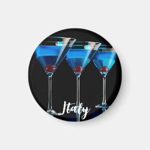 Imán Tres cócteles azules con cereza en negro