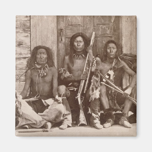 Imán Tres valientes indios, fotografiados por el rey re (Frente)