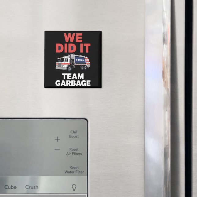 Imán Trump 2024 Camión basura que hicimos en equipo (In situ (nevera))