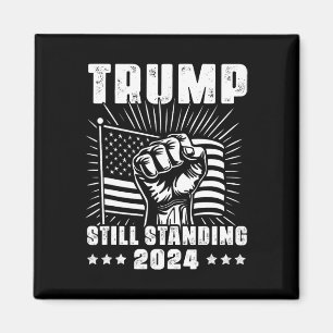 Imán Trump 2025 bandera estadounidense aún en pie Donal