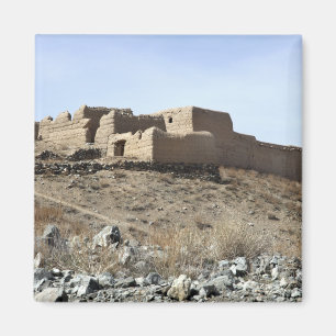 Imán Un compuesto fortificado en el pueblo de Akbar KH