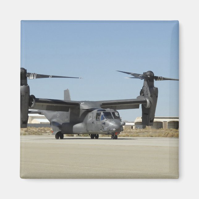 Imán Un CV-22 Osprey se prepara para el despegue (Frente)