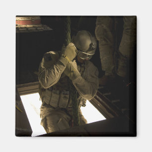 Imán Un pararescueman de la fuerza aérea de los