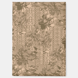 Imán Un patrón floral vintage con desi marrón intrincad