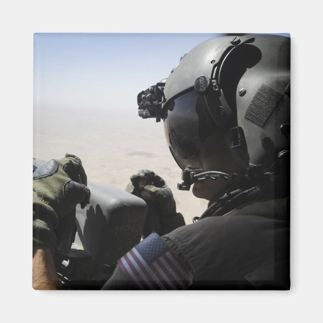 Imán Un soldado proporciona seguridad (Frente)