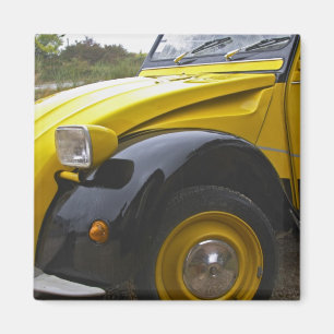 Imán Un viejo Citroen 2CV 2 CV negro y amarillo,
