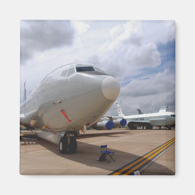 Imán Una aeronave RC-135V/W Rivet Joint (Frente)