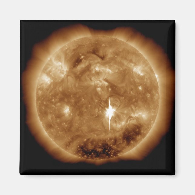 Imán Una enorme llamarada solar de clase X hace erupció (Frente)