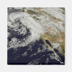 Imán Una serie de tormentas fuertes con los vientos