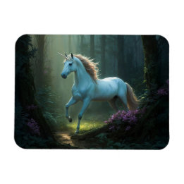 Imán Unicornio mágico en un bosque encantado