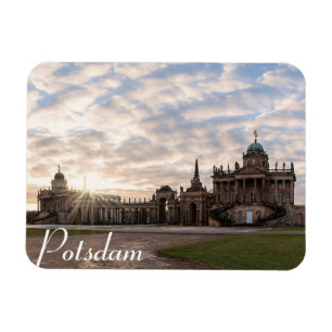 Imán Universidad de Potsdam al atardecer en Alemania