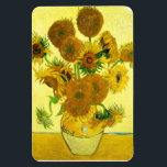 Imán Van Gogh Sunflowers Magnet<br><div class="desc">El imán Van Gogh Sunflowers. Óleo sobre lienzo de 1888. Vase con quince girasoles es una de las obras de vida más queridas de Vincent Van Gogh. El brillante uso de los amarillos evoca silenciosamente el final del verano. Un gran regalo para los amantes de los girasoles, Van Gogh, el...</div>