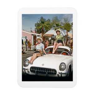 Imán Vaquera, desfile, auto, colorido, estilo retro