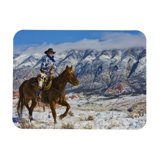 Imán Vaquero a caballo con chaparreras de cuero (Horizontal)