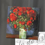 Imán Vase con los pipetas rojos | Vincent Van Gogh<br><div class="desc">Vase con los pimientos rojos del artista holandés Vincent Van Gogh. La pintura original de arte fino es un óleo sobre lienzo que representa una vida quieta de flores rojas brillantes. Utilice las herramientas de diseño para agregar texto personalizado o personalizar la imagen.</div>