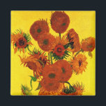 Imán Vase de la vida con 15 girasoles Vincent van Gogh<br><div class="desc">Still Life: Vase con los quince girasoles de Vincent van Gogh es un bello arte vintage post impresionismo aún vida floral pintura. Hermoso ramo de girasoles recién cortados en amarillo y naranja de un jardín de verano en plena floración. Sobre el artista: Vincent Willem van Gogh (1853-1890) fue uno de...</div>