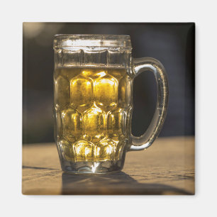 Imán Vaso de cerveza bebida primer plano, India