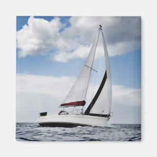 Imán Vela De Yate En Mar Abierto