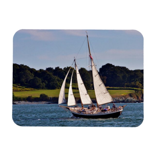 Imán Vela en Newport, Rhode Island, EE. UU. (Horizontal)