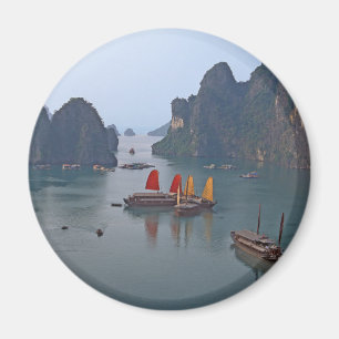 Imán Veleros en la bahía de Ha Long - Vietnam, Asia