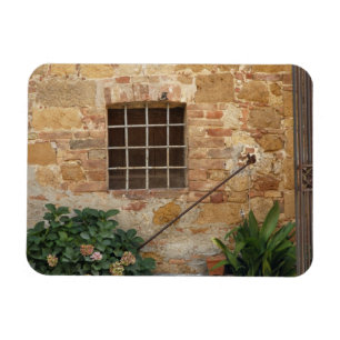 Imán Ventana y antigua pared de piedra, Pienza, Italia
