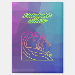 Imán Verano vibes niño surfeando.