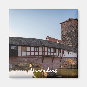Imán Viejo puente medieval en Nuremberg, Alemania