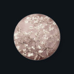 Imán Vincent Van Gogh Almond Blossoms Beige Taupe<br><div class="desc">Celebre sus ocasiones especiales con la belleza encantadora de nuestros flamantes sofás de almendras beiges. Nuestros regalos son el lugar perfecto para apreciar su fiesta nupcial, la ducha de bebé o los invitados fiestas de primavera. En cada regalo se exhiben los icónicos dibujos en un elegante entorno beige, lo que...</div>