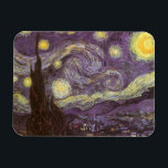 Imán Vincent van Gogh - Noche Starry<br><div class="desc">Noche estrellada (1889) de Vincent van Gogh es una pintura vintage de la naturaleza del paisaje artístico de arte fino. Vista de una ciudad en un valle por la noche con nubes girando, las estrellas brillando y una hermosa luna dorada de media luna amarilla. Se pintó durante el día desde...</div>