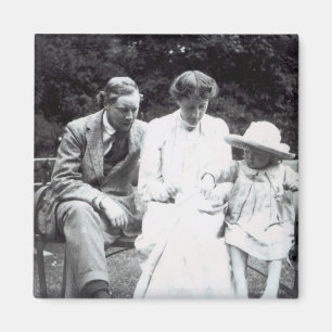 Imán Virginia Woolf con Clive y Julian Bell, 1910