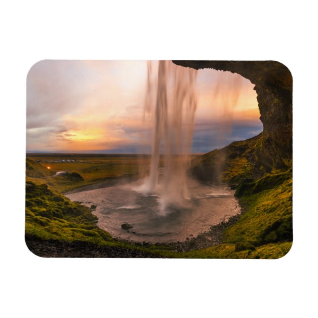 Imán Vista de la cascada de Seljalandsfoss en Islandia (Horizontal)
