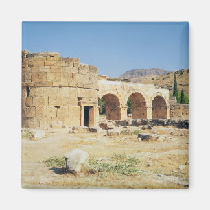 Imán Vista de un arco triunfal