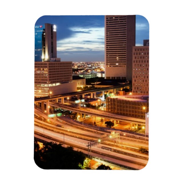 Imán Vista del centro de la ciudad (Vertical)
