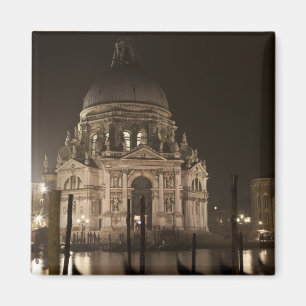 Imán Vista nocturna sobre el agua de San Giorgio Maggio