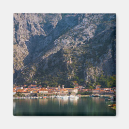 Imán Vista otoñal de Kotor, Montenegro