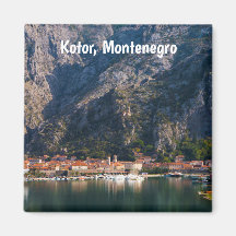 Vista otoñal de Kotor, Montenegro