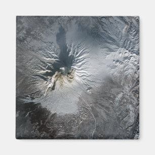 Imán Volcán Shiveluch en Rusia